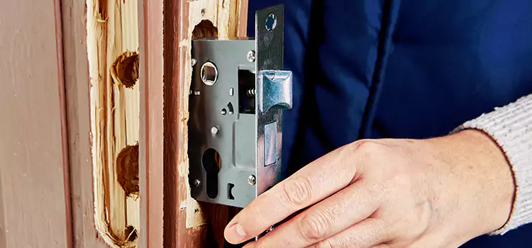 Garage Door Lock Replacement Waxahachie